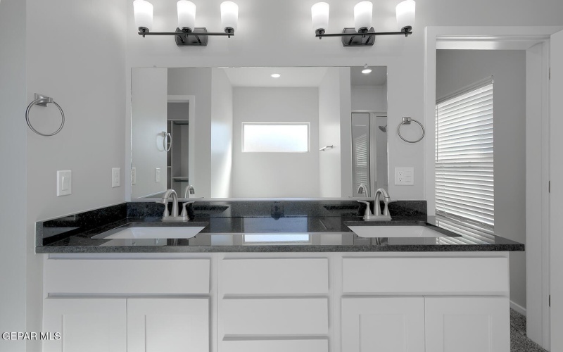 3824 Course Street, El Paso, TX 79938, 3 Habitaciones Habitaciones , ,2 BañosBaños,Residential,En Venta,3824 Course Street,0,931405