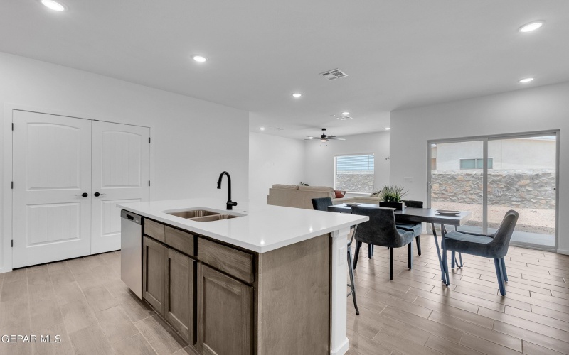 7441 NORTE PORTUGAL Lane, El Paso, TX 79934, 4 Bedrooms Bedrooms, ,2 BathroomsBathrooms,Residential,For Sale,7441 NORTE PORTUGAL Lane,0,931427
