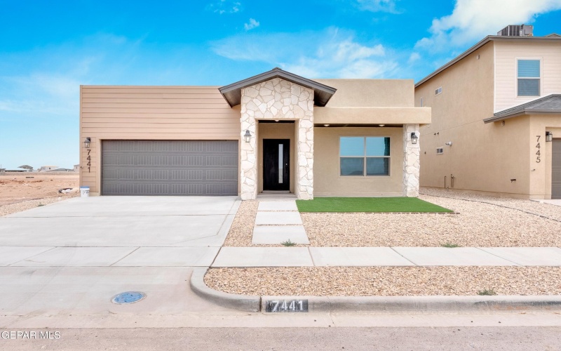7441 NORTE PORTUGAL Lane, El Paso, TX 79934, 4 Bedrooms Bedrooms, ,2 BathroomsBathrooms,Residential,For Sale,7441 NORTE PORTUGAL Lane,0,931427