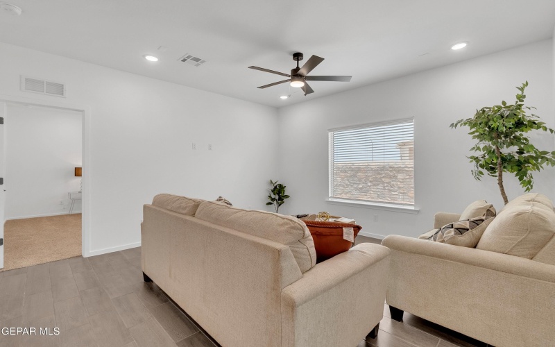 7441 NORTE PORTUGAL Lane, El Paso, TX 79934, 4 Bedrooms Bedrooms, ,2 BathroomsBathrooms,Residential,For Sale,7441 NORTE PORTUGAL Lane,0,931427
