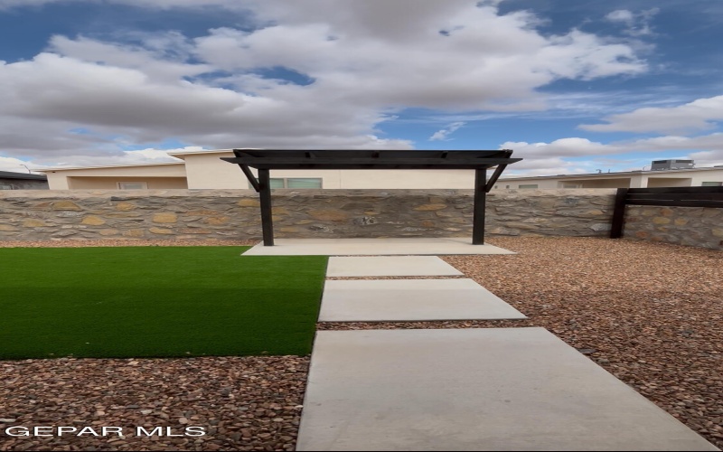 7441 NORTE PORTUGAL Lane, El Paso, TX 79934, 4 Bedrooms Bedrooms, ,2 BathroomsBathrooms,Residential,For Sale,7441 NORTE PORTUGAL Lane,0,931427