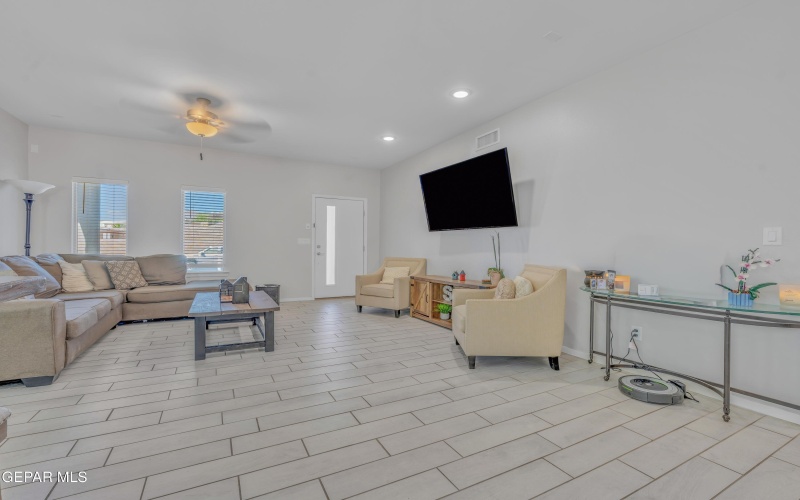 13182 Ilkley Ln, El Paso, TX 79928, 3 Bedrooms Bedrooms, ,2 BathroomsBathrooms,Residential,For Sale,13182 Ilkley Ln,0,931432