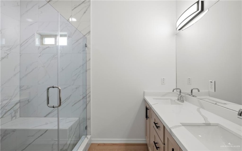 921 Brooks Drive, Alton, TX 78573, 3 Bedrooms Bedrooms, ,2 BathroomsBathrooms,Residential,For Sale,921 Brooks Drive,0,481773