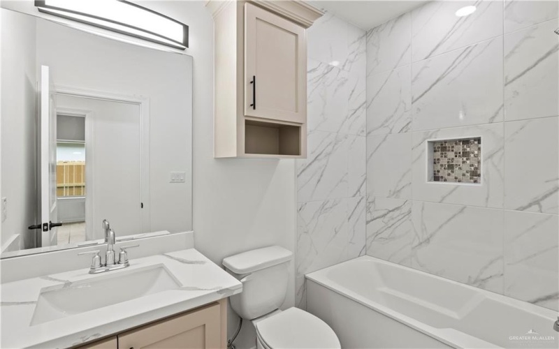 921 Brooks Drive, Alton, TX 78573, 3 Bedrooms Bedrooms, ,2 BathroomsBathrooms,Residential,For Sale,921 Brooks Drive,0,481773