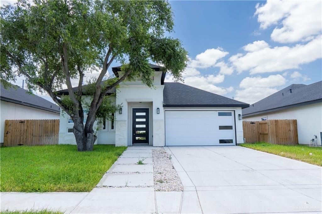2221 N Woody Street, Edinburg, TX 78541, 3 Bedrooms Bedrooms, ,2 BathroomsBathrooms,Residential,For Sale,2221 N Woody Street,0,482507