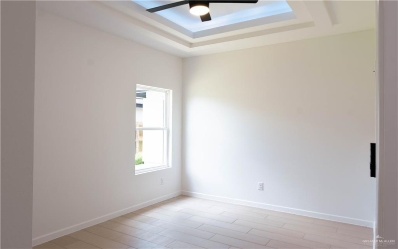 2221 N Woody Street, Edinburg, TX 78541, 3 Bedrooms Bedrooms, ,2 BathroomsBathrooms,Residential,For Sale,2221 N Woody Street,0,482507