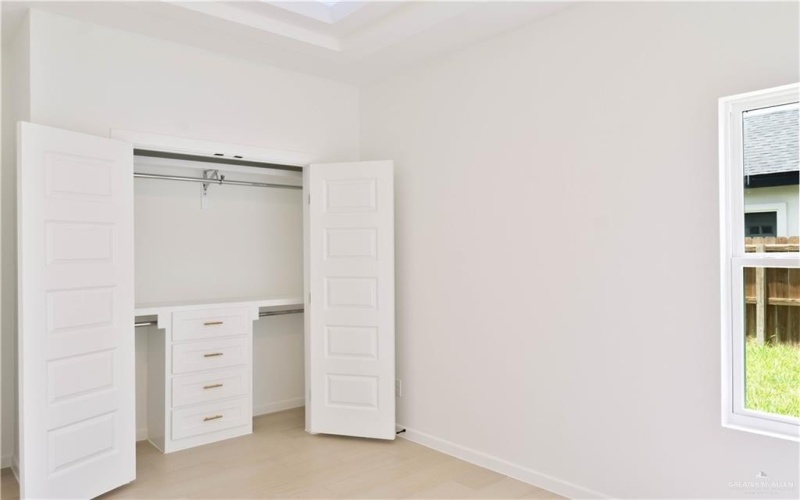 2221 N Woody Street, Edinburg, TX 78541, 3 Bedrooms Bedrooms, ,2 BathroomsBathrooms,Residential,For Sale,2221 N Woody Street,0,482507