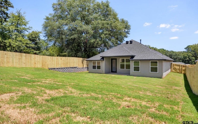 2241 Dogwood Park Blvd, Tyler, TX 75707, 3 Bedrooms Bedrooms, ,2 BathroomsBathrooms,Residential,For Sale,2241 Dogwood Park Blvd,0,25014732