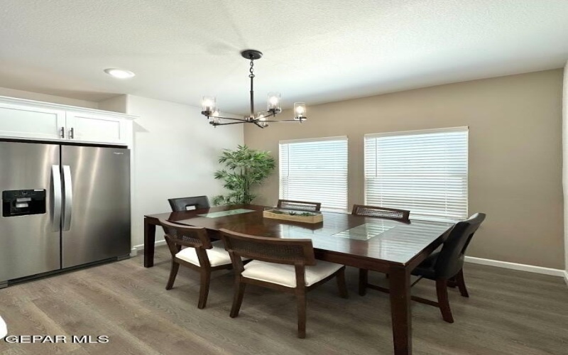 944 Aqueduct Avenue, El Paso, TX 79932, 5 Habitaciones Habitaciones , ,3 BañosBaños,Residential,En Venta,944 Aqueduct Avenue,921072