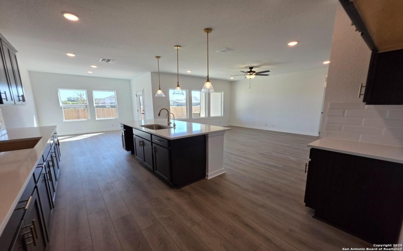 12856 Red Apple Rd., Schertz, TX 78154, 4 Bedrooms Bedrooms, ,3 BathroomsBathrooms,Residential,For Sale,12856 Red Apple Rd.,0,1912459