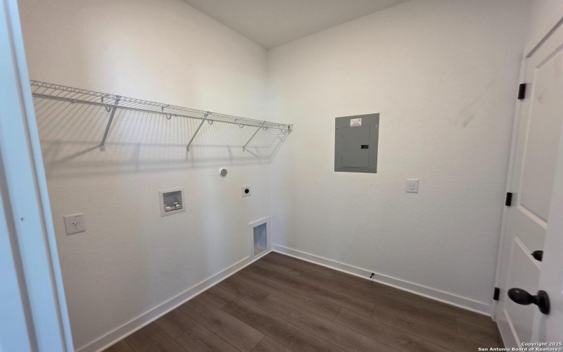 12856 Red Apple Rd., Schertz, TX 78154, 4 Bedrooms Bedrooms, ,3 BathroomsBathrooms,Residential,For Sale,12856 Red Apple Rd.,0,1912459