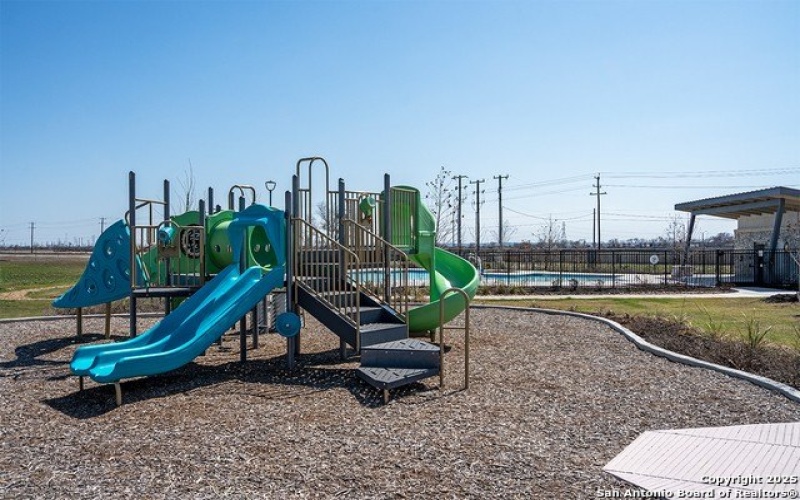 12927 BONE DRY LANE, Von Ormy, TX 78073, 3 Habitaciones Habitaciones , ,2 BañosBaños,Residential,En Venta,12927 BONE DRY LANE,0,1912473