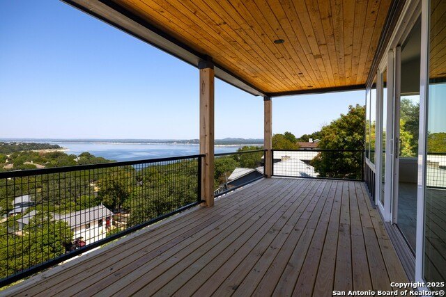 1123 Ledge Path, Canyon Lake, TX 78133, 4 Habitaciones Habitaciones , ,5 BañosBaños,Residential,En Venta,1123 Ledge Path,0,1912480