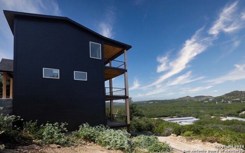 1123 Ledge Path, Canyon Lake, TX 78133, 4 Habitaciones Habitaciones , ,5 BañosBaños,Residential,En Venta,1123 Ledge Path,0,1912480