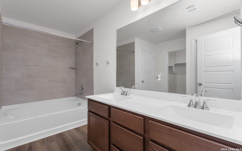 12949 BONE DRY LANE, Von Ormy, TX 78073, 3 Habitaciones Habitaciones , ,2 BañosBaños,Residential,En Venta,12949 BONE DRY LANE,0,1912546