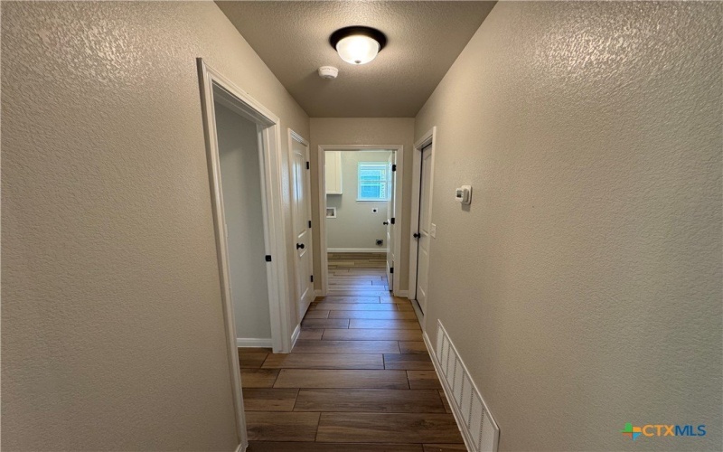 2510 Cowgirl Trail, Belton, TX 76513, 4 Habitaciones Habitaciones , ,2 BañosBaños,Residential,En Venta,2510 Cowgirl Trail,0,576447