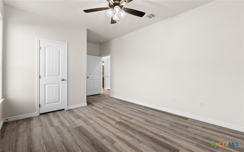 122 Leon Lane, Copperas Cove, TX 76522, 6 Habitaciones Habitaciones , ,Residential,En Venta,122 Leon Lane,0,594259