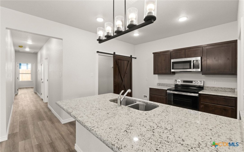 122 Leon Lane, Copperas Cove, TX 76522, 6 Habitaciones Habitaciones , ,Residential,En Venta,122 Leon Lane,0,594259