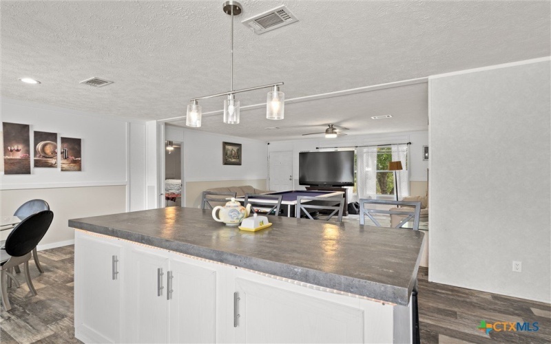 2316 County Road 404 Loop, Bartlett, TX 76511, 3 Bedrooms Bedrooms, ,2 BathroomsBathrooms,Residential,For Sale,2316 County Road 404 Loop,0,594437