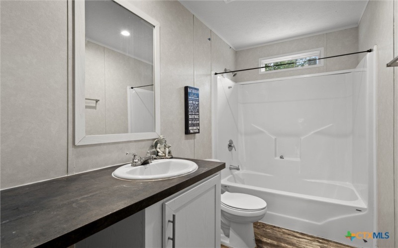 2316 County Road 404 Loop, Bartlett, TX 76511, 3 Bedrooms Bedrooms, ,2 BathroomsBathrooms,Residential,For Sale,2316 County Road 404 Loop,0,594437