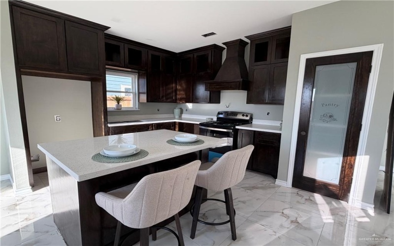 2320 Victoriano Street, Weslaco, TX 78596, 3 Bedrooms Bedrooms, ,2 BathroomsBathrooms,Residential,For Sale,2320 Victoriano Street,0,482520