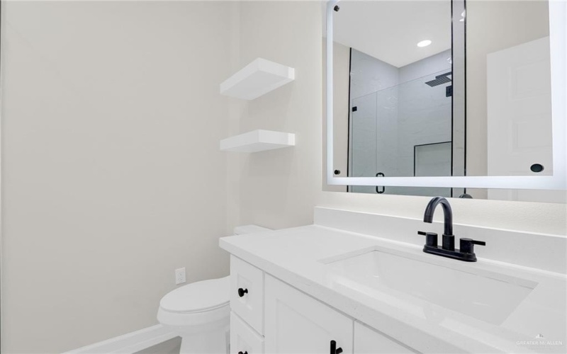 1038 Lola, Alamo, TX 78516, 3 Bedrooms Bedrooms, ,2 BathroomsBathrooms,Residential,For Sale,1038 Lola,0,482542