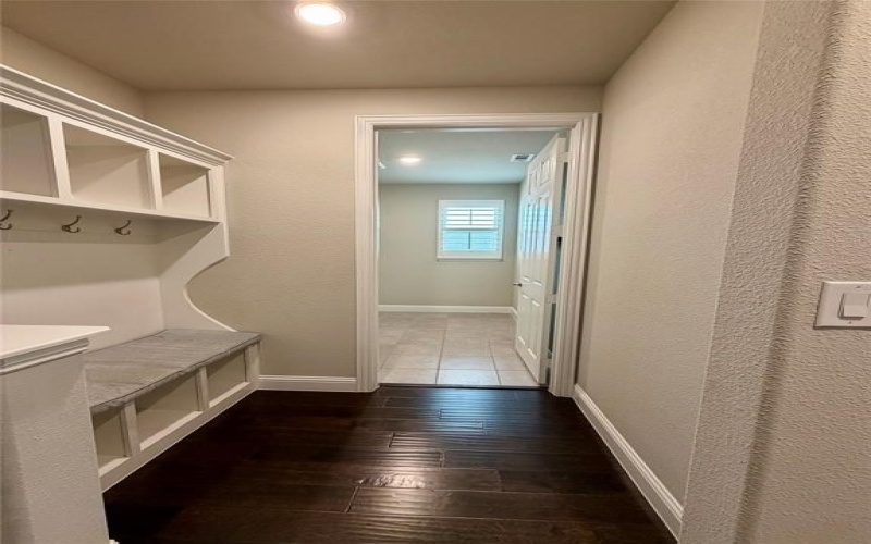 2705 Walnut Creek Lane, The Colony, TX 75056, 6 Bedrooms Bedrooms, ,5 BathroomsBathrooms,Residential,For Sale,2705 Walnut Creek Lane,0,21066853