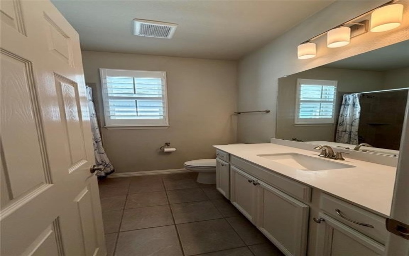 2705 Walnut Creek Lane, The Colony, TX 75056, 6 Bedrooms Bedrooms, ,5 BathroomsBathrooms,Residential,For Sale,2705 Walnut Creek Lane,0,21066853