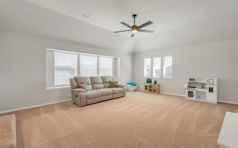 1008 Moss Grove Trail, Justin, TX 76247, 4 Bedrooms Bedrooms, ,3 BathroomsBathrooms,Residential,For Sale,1008 Moss Grove Trail,0,21070741