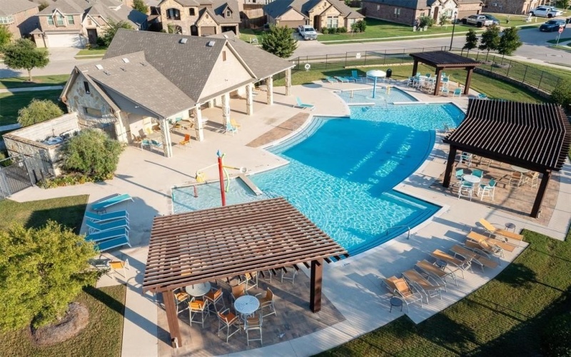 1008 Moss Grove Trail, Justin, TX 76247, 4 Bedrooms Bedrooms, ,3 BathroomsBathrooms,Residential,For Sale,1008 Moss Grove Trail,0,21070741