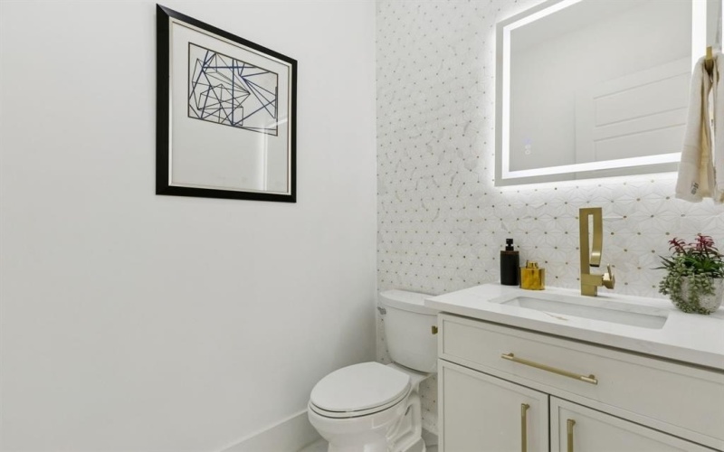 6541 Prosper Street, Dallas, TX 75209, 5 Bedrooms Bedrooms, ,6 BathroomsBathrooms,Residential,For Sale,6541 Prosper Street,0,21073221