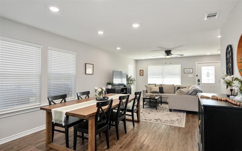 128 Crestwood Drive, Mabank, TX 75156, 3 Habitaciones Habitaciones , ,2 BañosBaños,Residential,En Venta,128 Crestwood Drive,0,21073630