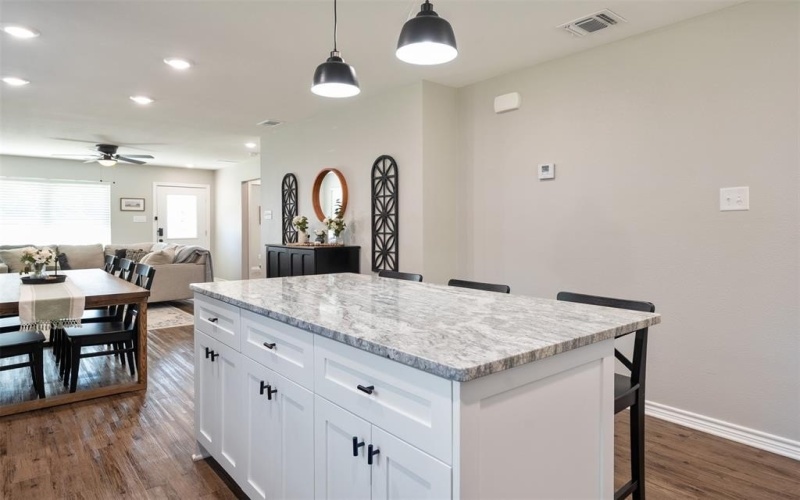 128 Crestwood Drive, Mabank, TX 75156, 3 Habitaciones Habitaciones , ,2 BañosBaños,Residential,En Venta,128 Crestwood Drive,0,21073630