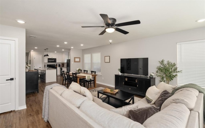128 Crestwood Drive, Mabank, TX 75156, 3 Habitaciones Habitaciones , ,2 BañosBaños,Residential,En Venta,128 Crestwood Drive,0,21073630