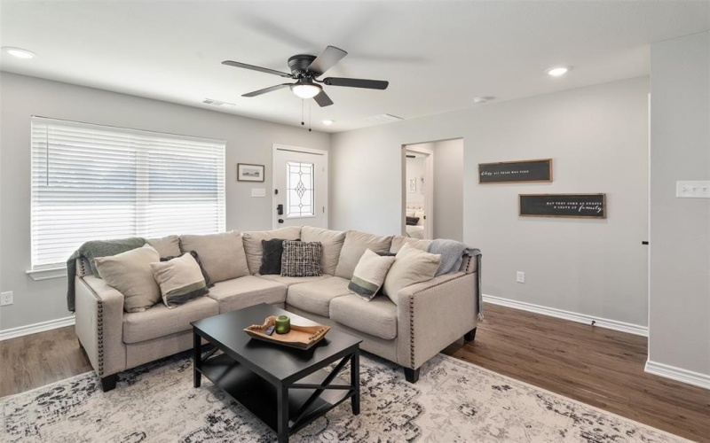 128 Crestwood Drive, Mabank, TX 75156, 3 Habitaciones Habitaciones , ,2 BañosBaños,Residential,En Venta,128 Crestwood Drive,0,21073630