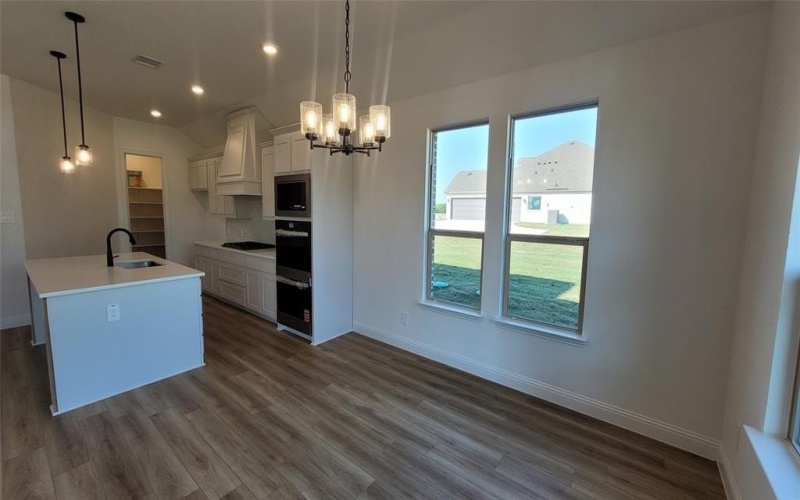 6851 Hayes Road, Midlothian, TX 76065, 4 Bedrooms Bedrooms, ,3 BathroomsBathrooms,Residential,For Sale,6851 Hayes Road,0,21076262