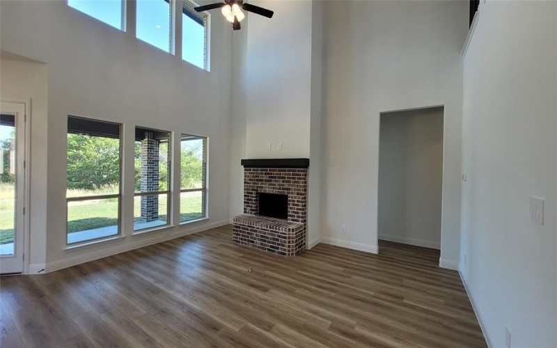 6851 Hayes Road, Midlothian, TX 76065, 4 Bedrooms Bedrooms, ,3 BathroomsBathrooms,Residential,For Sale,6851 Hayes Road,0,21076262