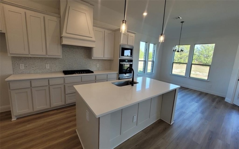 6851 Hayes Road, Midlothian, TX 76065, 4 Bedrooms Bedrooms, ,3 BathroomsBathrooms,Residential,For Sale,6851 Hayes Road,0,21076262
