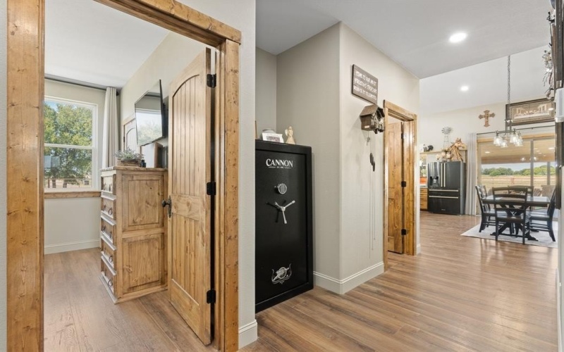 208 Private Road 107, Blum, TX 76627, 2 Habitaciones Habitaciones , ,2 BañosBaños,Residential,En Venta,208 Private Road 107,0,21076270