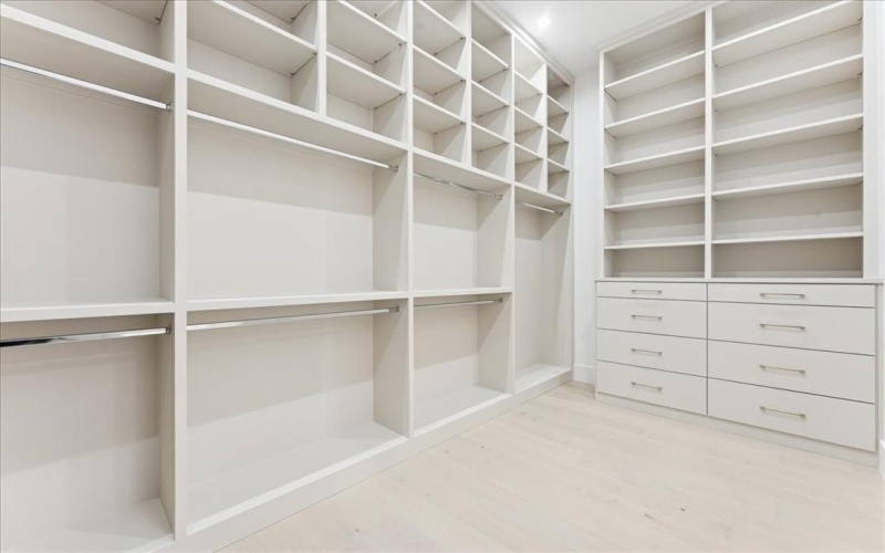 7111 Coronado Avenue, Dallas, TX 75214, 5 Habitaciones Habitaciones , ,6 BañosBaños,Residential,En Venta,7111 Coronado Avenue,0,21076517