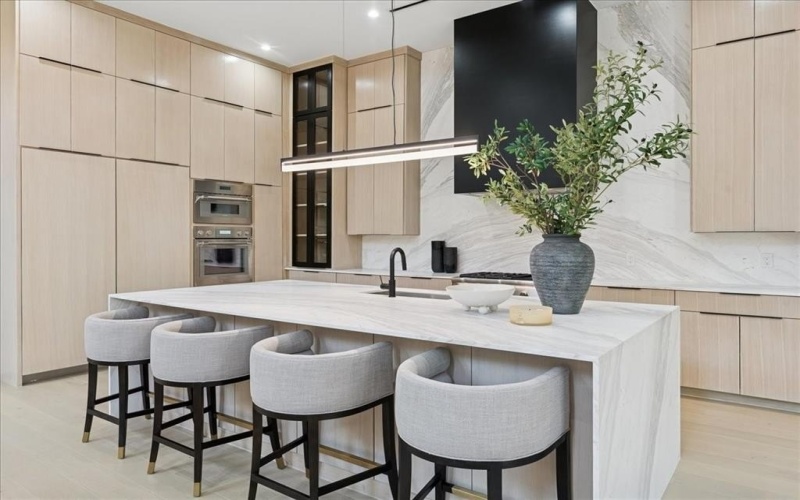 7111 Coronado Avenue, Dallas, TX 75214, 5 Habitaciones Habitaciones , ,6 BañosBaños,Residential,En Venta,7111 Coronado Avenue,0,21076517