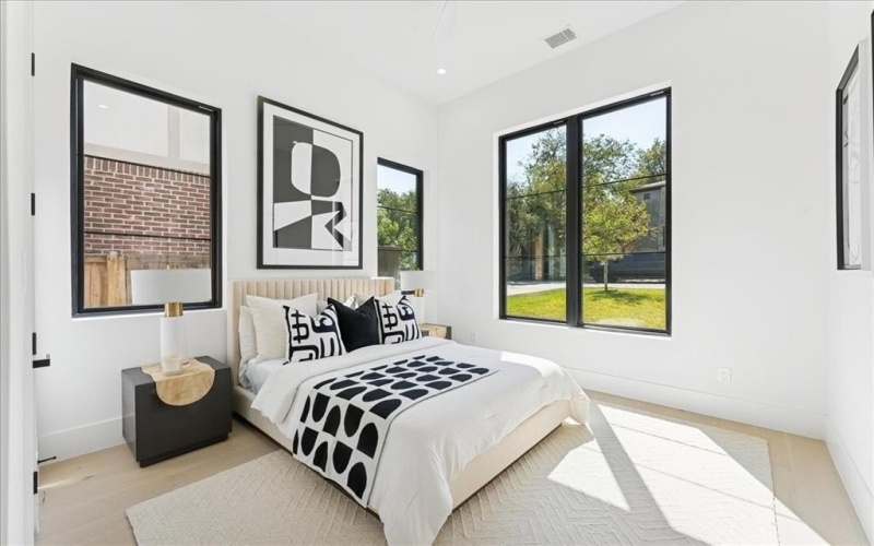 7111 Coronado Avenue, Dallas, TX 75214, 5 Habitaciones Habitaciones , ,6 BañosBaños,Residential,En Venta,7111 Coronado Avenue,0,21076517