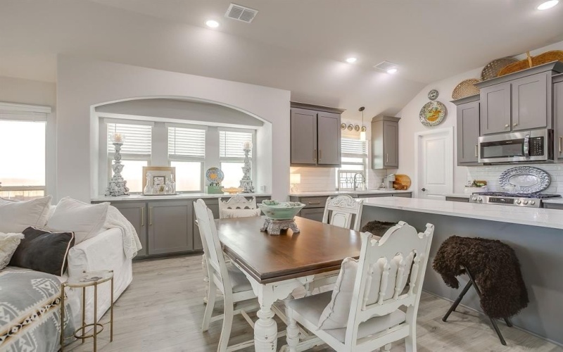 833 Godley Ranch, Godley, TX 76044, 4 Bedrooms Bedrooms, ,3 BathroomsBathrooms,Residential,For Sale,833 Godley Ranch,0,21076676