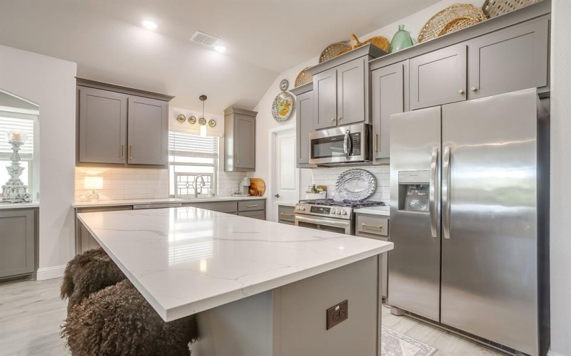 833 Godley Ranch, Godley, TX 76044, 4 Bedrooms Bedrooms, ,3 BathroomsBathrooms,Residential,For Sale,833 Godley Ranch,0,21076676
