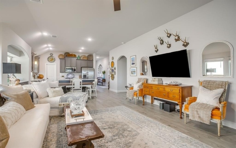 833 Godley Ranch, Godley, TX 76044, 4 Bedrooms Bedrooms, ,3 BathroomsBathrooms,Residential,For Sale,833 Godley Ranch,0,21076676