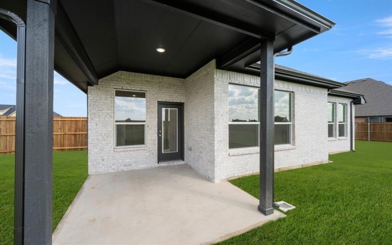 121 Grey Wolf Court, Godley, TX 76044, 3 Bedrooms Bedrooms, ,2 BathroomsBathrooms,Residential,For Sale,121 Grey Wolf Court,0,21076857