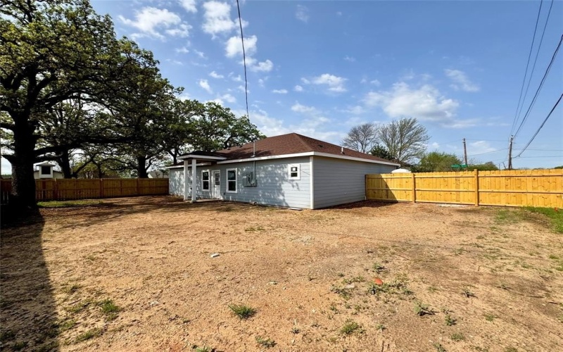 2010 Nantucket Village Drive, Dallas, TX 75217, 3 Bedrooms Bedrooms, ,2 BathroomsBathrooms,Residential,For Sale,2010 Nantucket Village Drive,0,21077087