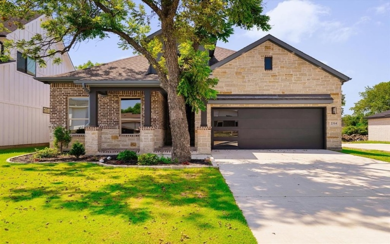 2314 Cales Drive, Arlington, TX 76013, 4 Bedrooms Bedrooms, ,3 BathroomsBathrooms,Residential,For Sale,2314 Cales Drive,0,21077152