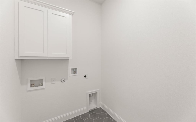 1041 Moss Grove Trail, Justin, TX 76247, 4 Bedrooms Bedrooms, ,3 BathroomsBathrooms,Residential,For Sale,1041 Moss Grove Trail,0,21077162