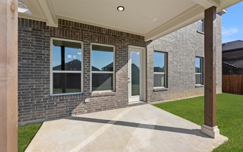 1041 Moss Grove Trail, Justin, TX 76247, 4 Bedrooms Bedrooms, ,3 BathroomsBathrooms,Residential,For Sale,1041 Moss Grove Trail,0,21077162